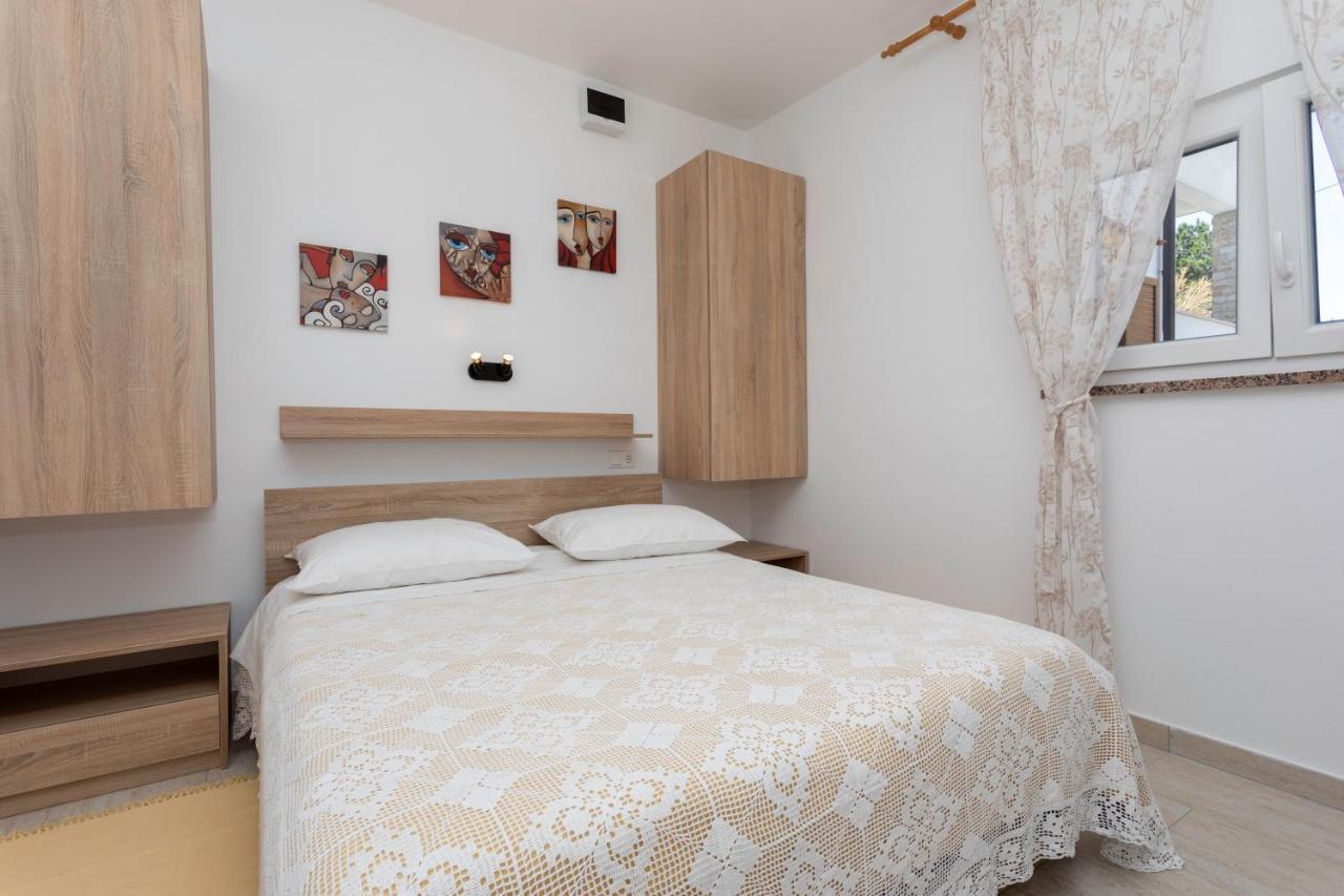 Apartments Hana Башка Экстерьер фото